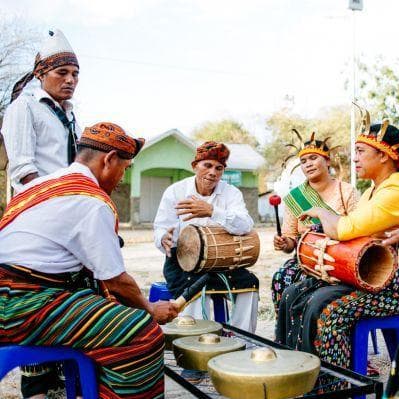 Cena con spettacolo di danze tipiche a Chitwan - Chitwan