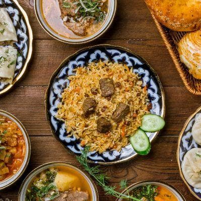 Un pranzo allo studio-ristorante dell’artista Davlat Toshev - Khiva