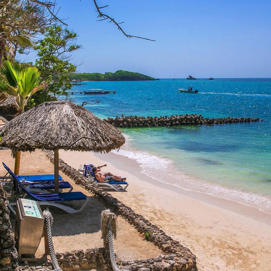 Dia 3: Cartagena - Passagem pelas Ilhas do Rosário: San Pedro de Majagua - Cartagena de Indias