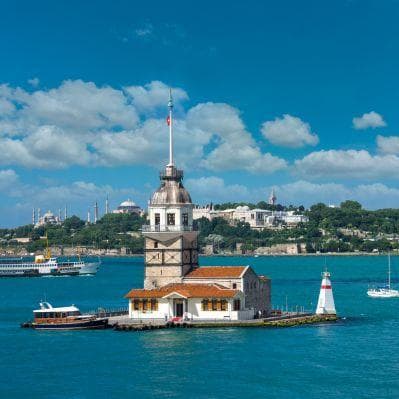 Una minicrociera sulle acque del Bosforo per ammirare lo skyline di Istanbul - Istanbul