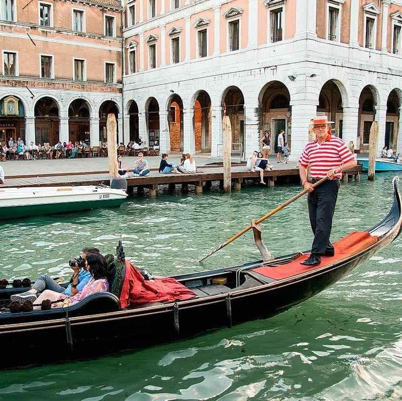 DÍA 10 VENECIA • ROMA (Lunes) - Rome