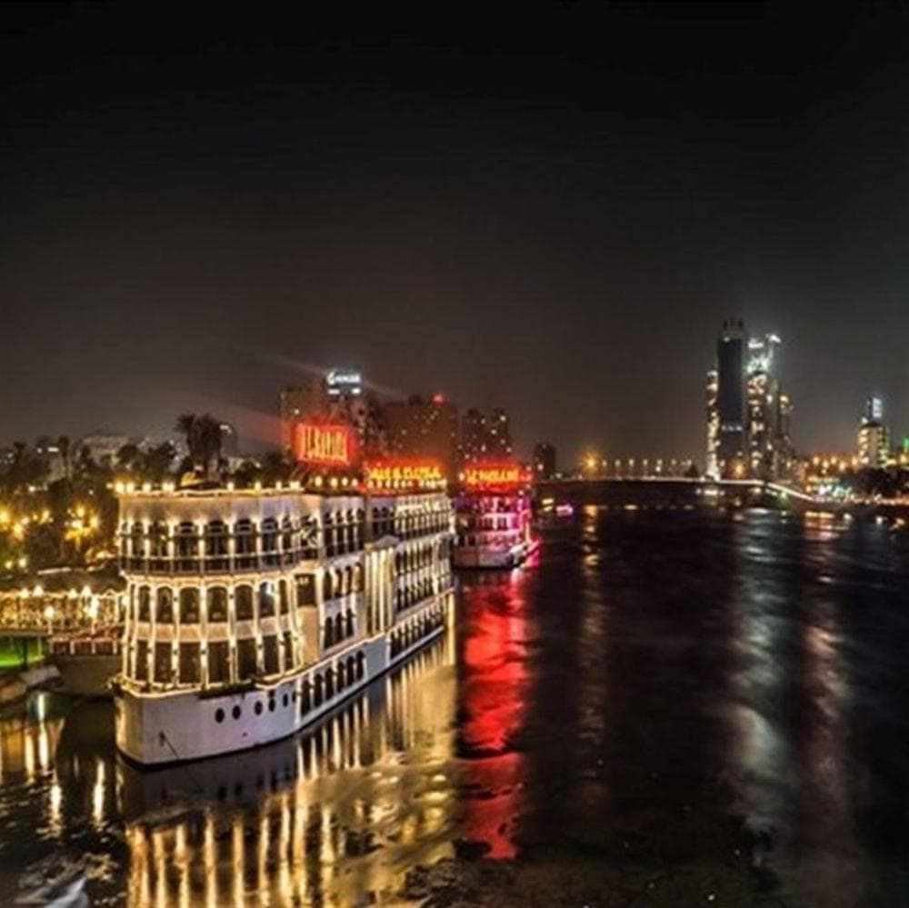 Dinner with Show in Floating Restaurant - Cairo
