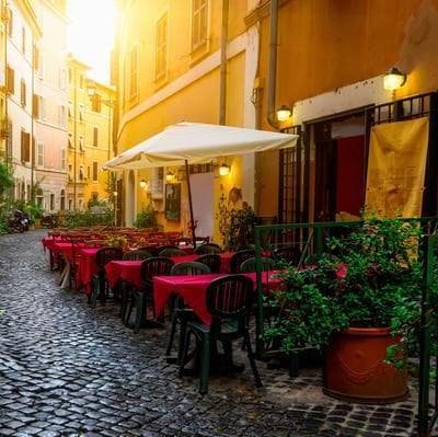 Authentic Italian Dinner at a restaurant in Campo Di Fiori - Рим