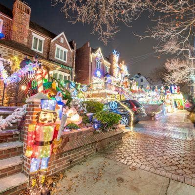 L’atmosfera magica di New York e le luci di Natale a Dyker Heights - New York NY