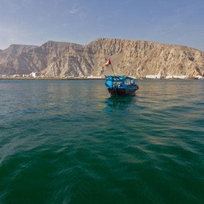 Ammirare i fiordi di Khasab navigando a bordo di un dhow - Khasab
