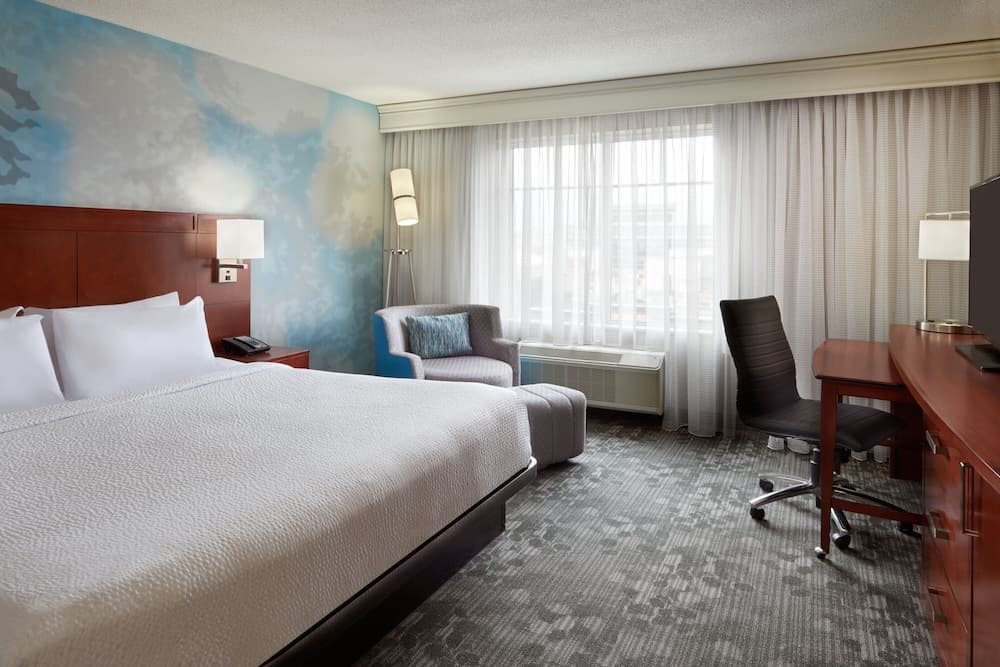 Courtyard by Marriott Downtown Ottawa