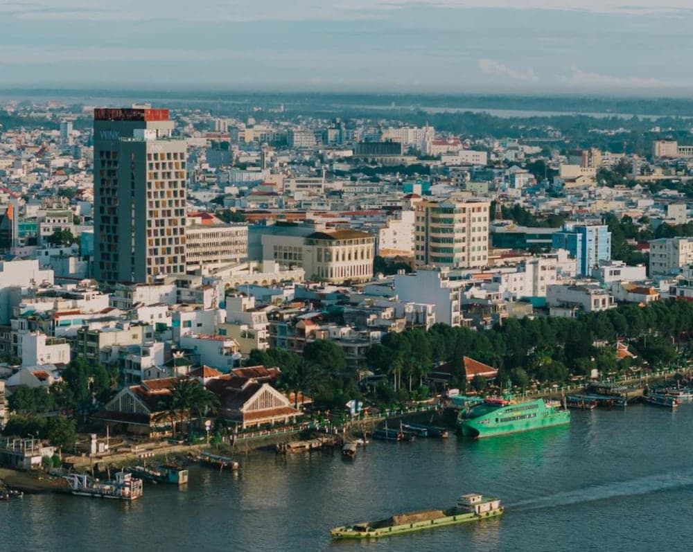 Wink Hotel Can Tho Ninh Kieu Wharf - 24hrs Stay & Rooftop Pool Bar