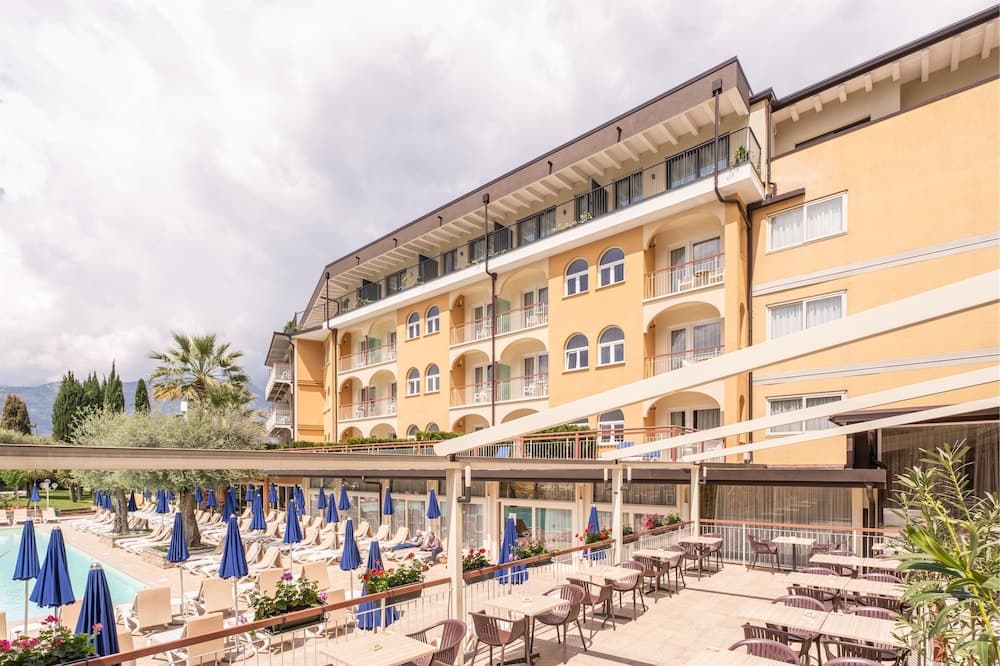 Hotel Majestic Palace