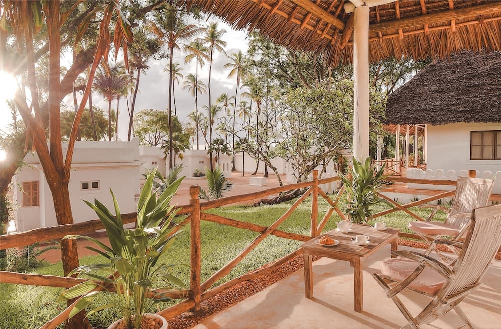 Diamonds Mapenzi Beach