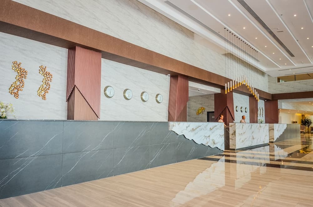 VOGO Grand Hotel formerly Best Western Plus Academic City