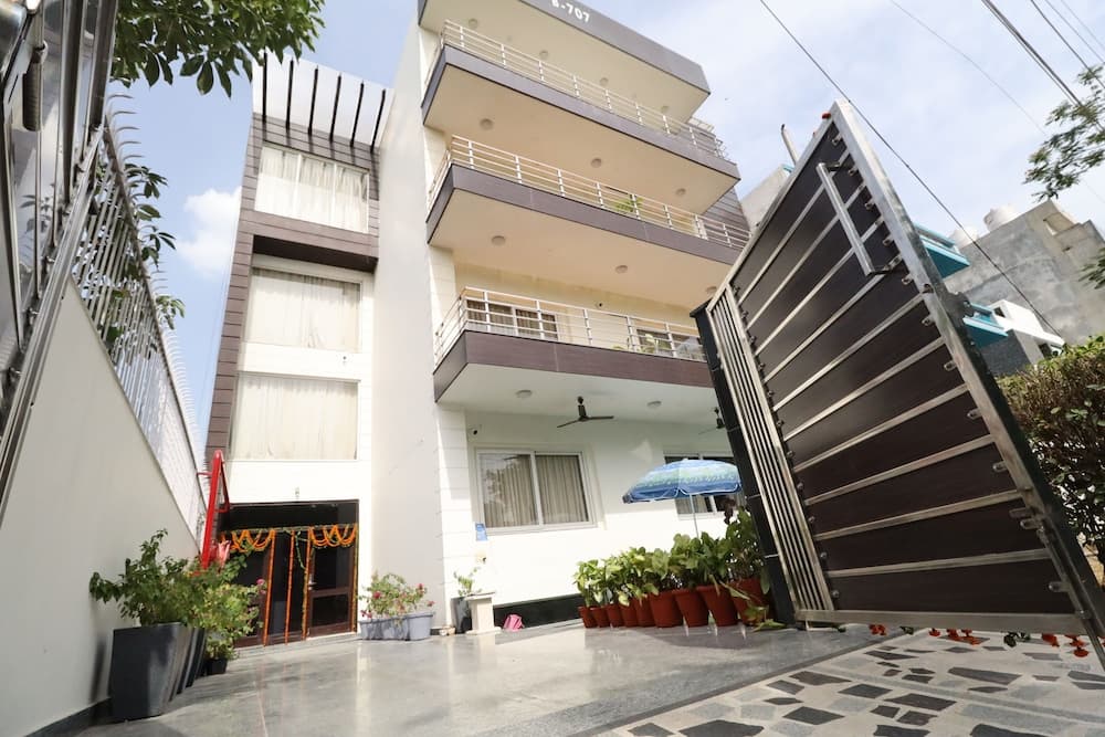 Ahuja Residency City Centre