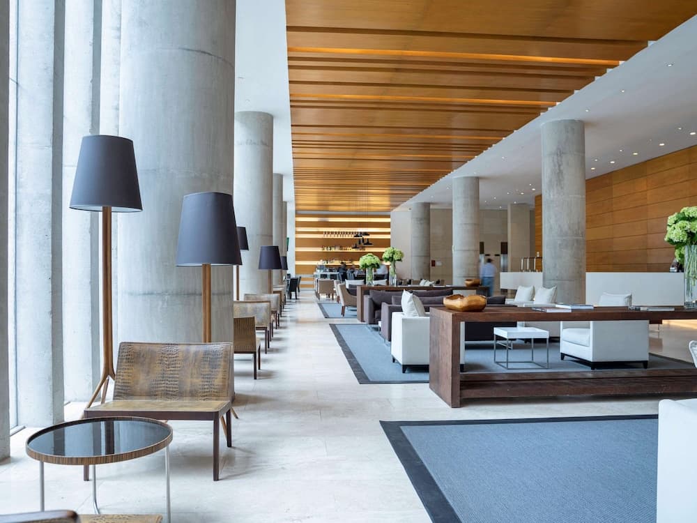 Pullman Lima San Isidro