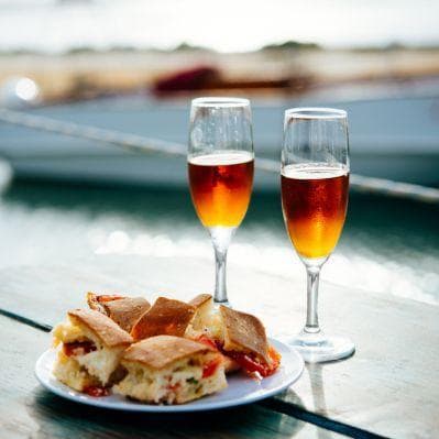 Visita alle Cantine Florio con la degustazione del celebre “marsala” - Trapani, Sicilia