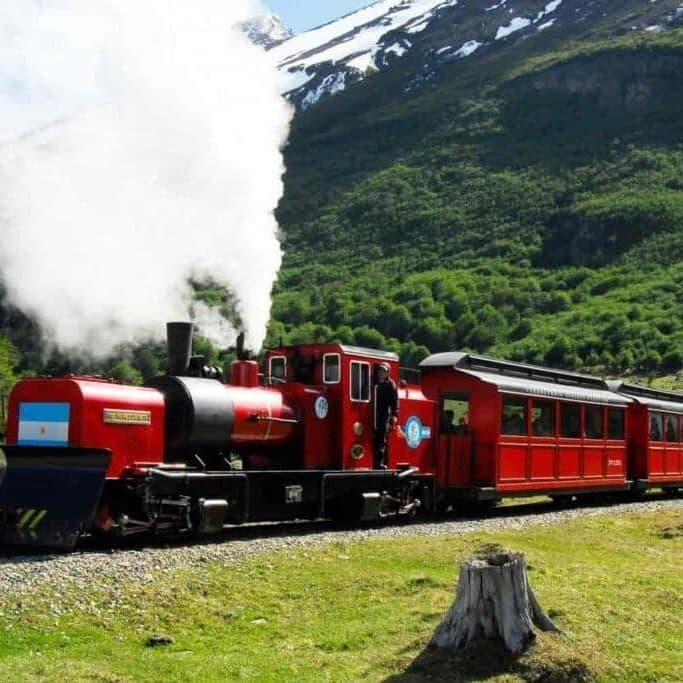 National Park combinable with "Tren del Fin del Mundo" - Ушуая