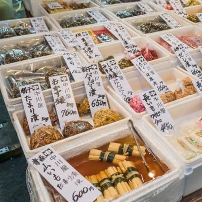 Visitare il Tsukiji Outer Market, storico mercato gastronomico di Tokyo - Tokyo