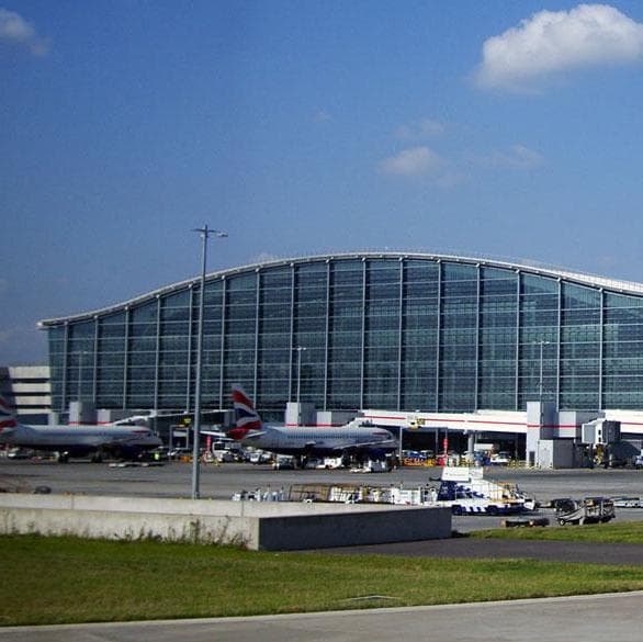 DÍA 1 AMÉRICA • LONDRES(Domingo) - Londres