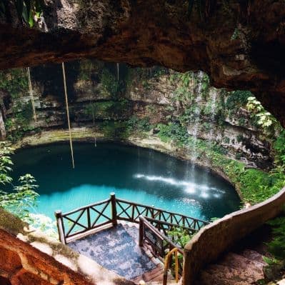 Tuffarsi nelle acque cristalline di un cenote - Chichen Itza