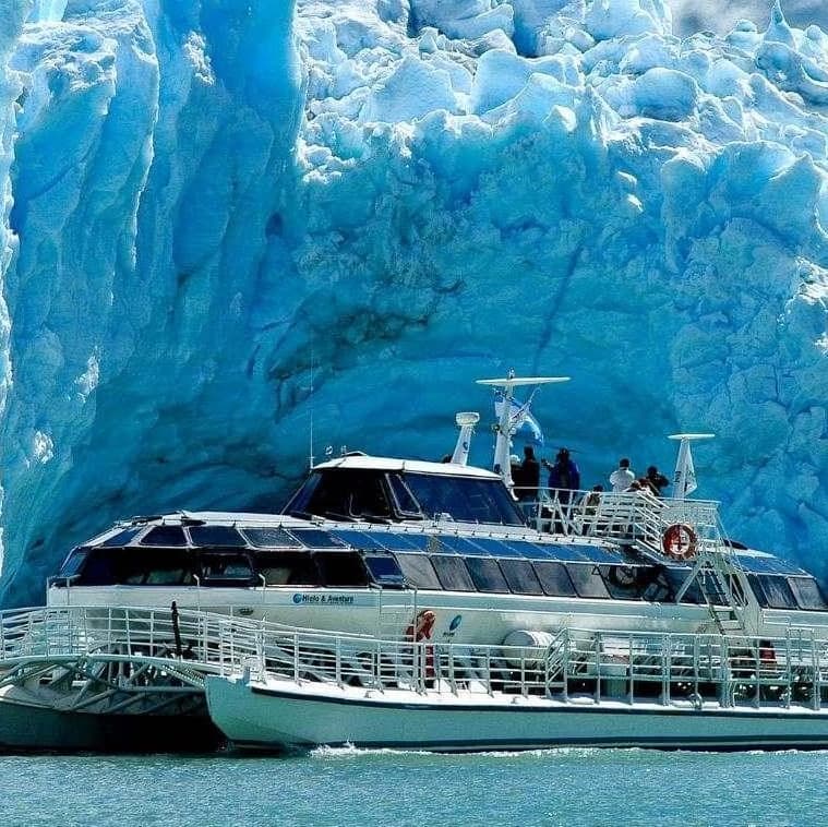 Safari Náutico frente al Glaciar Perito Moreno: Un Encuentro Cercano con el Gigante de Hielo - 埃爾卡拉法特