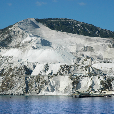Le suggestive cave di pomice di Porticello a Lipari - Lipari Isola
