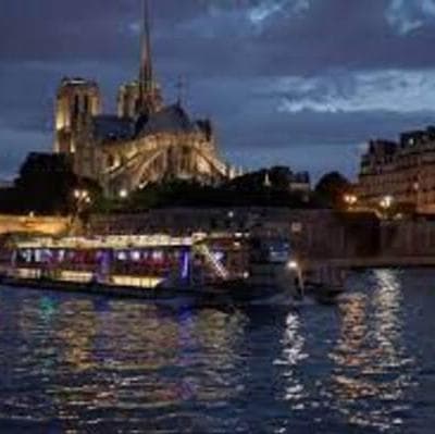 Día 6º (Miércoles) TOURS-VALLE DEL LOIRA-PARIS - Paris