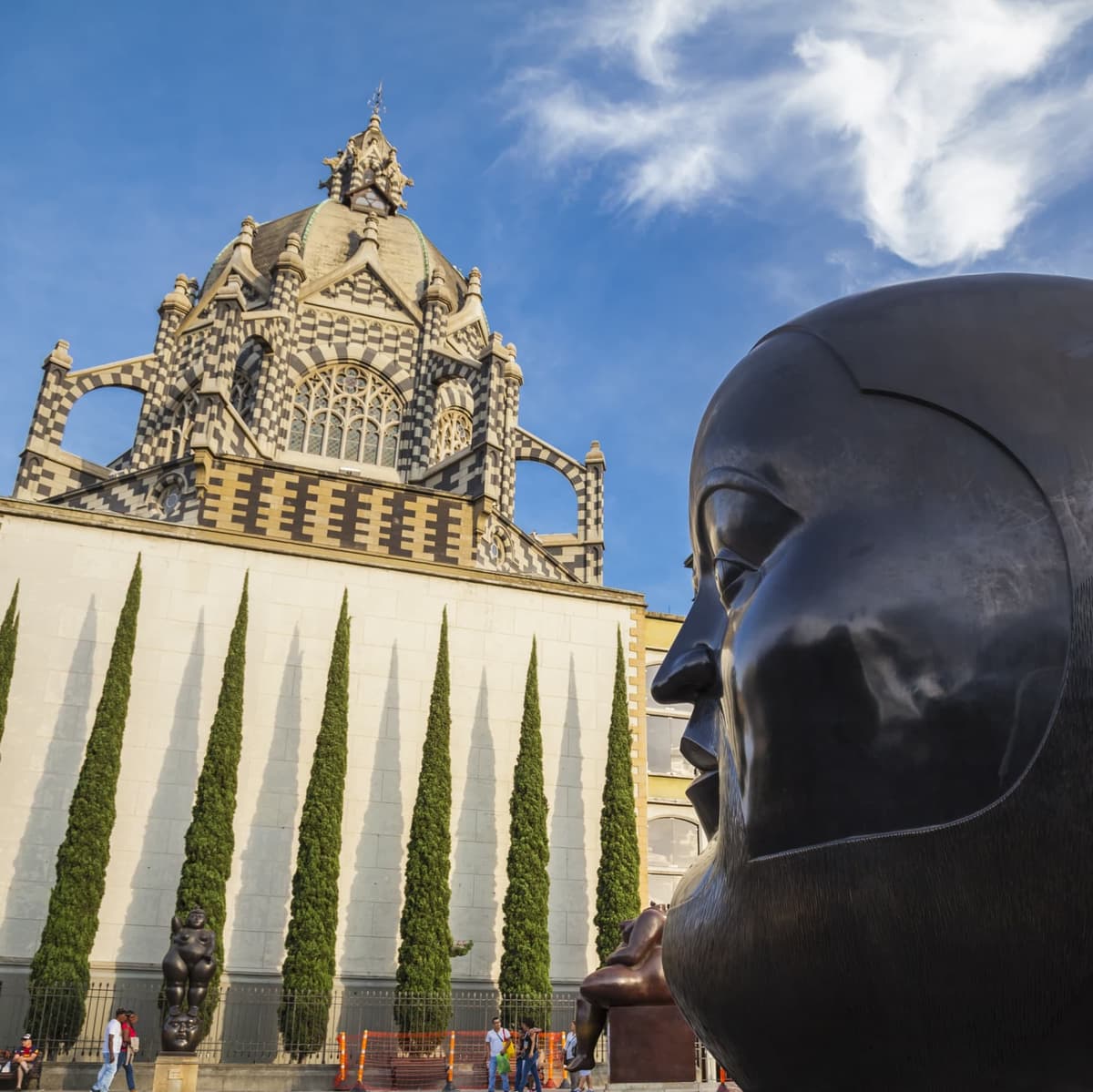 Día 2. Medellín – City tour tradicional  - Medellín