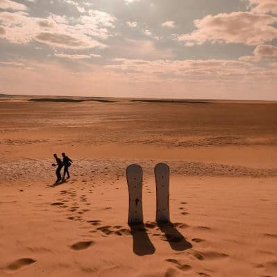 Sandboarding sulle dune di Timlaline e cena sotto le stelle con tè marocchino - Tamraght
