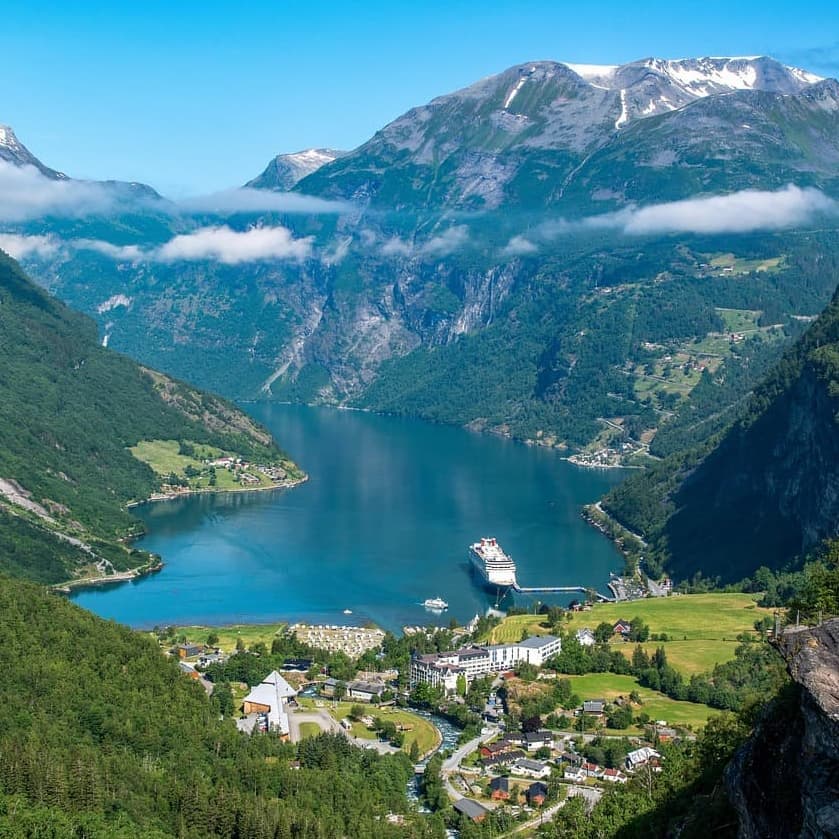 Shore Excursion Options  - ガイランゲル