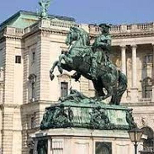 Día 19º (Martes) VIENA - Viena