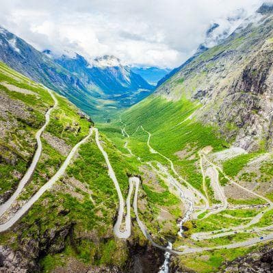 La spettacolare strada dei Trolls - Ålesund