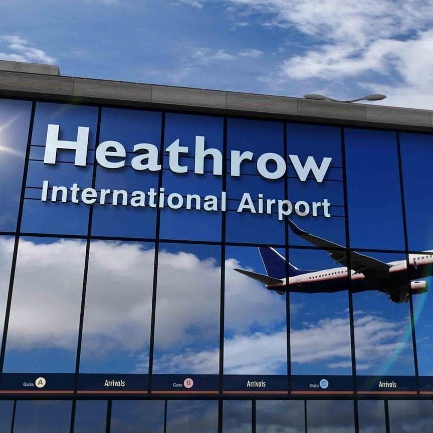 DÍA 1 AMÉRICA • LONDRES (Domingo) - London