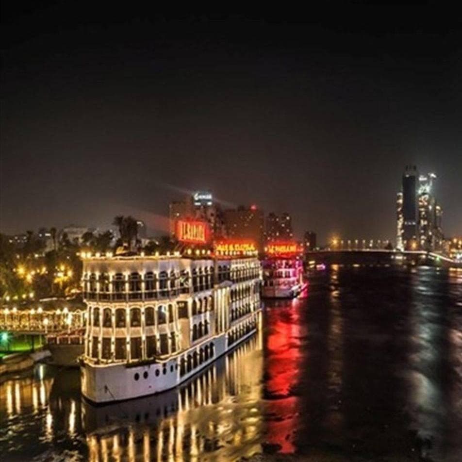 Dinner with Show in Floating Restaurant - Cairo