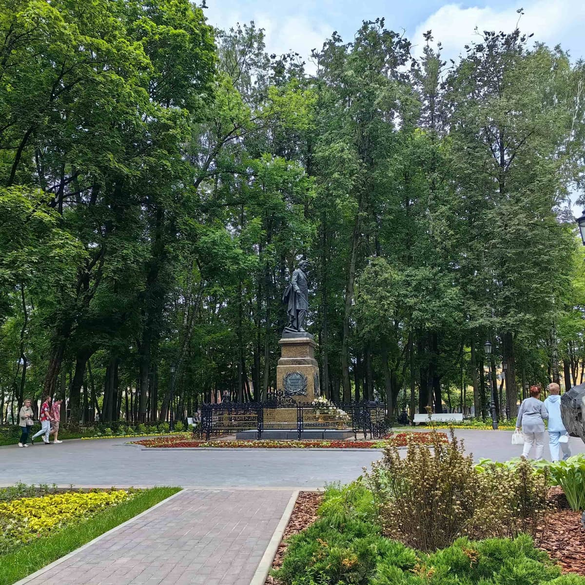 بارك بابيدا - موسكو