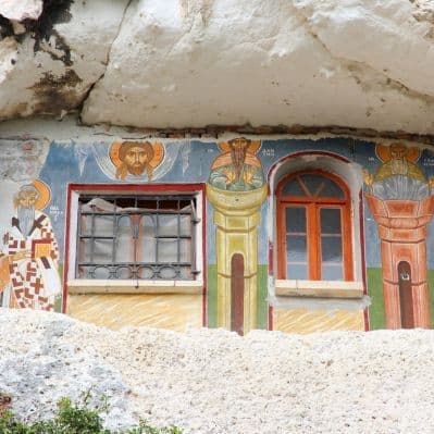 Il complesso di chiese rupestri di Ivanovo  - Sveshtari