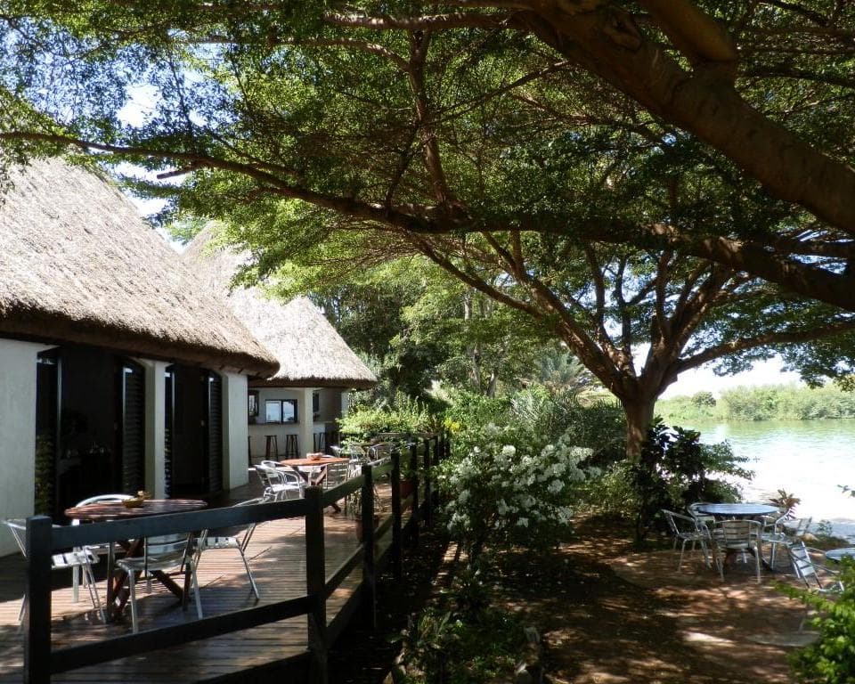 Speke Bay Lodge