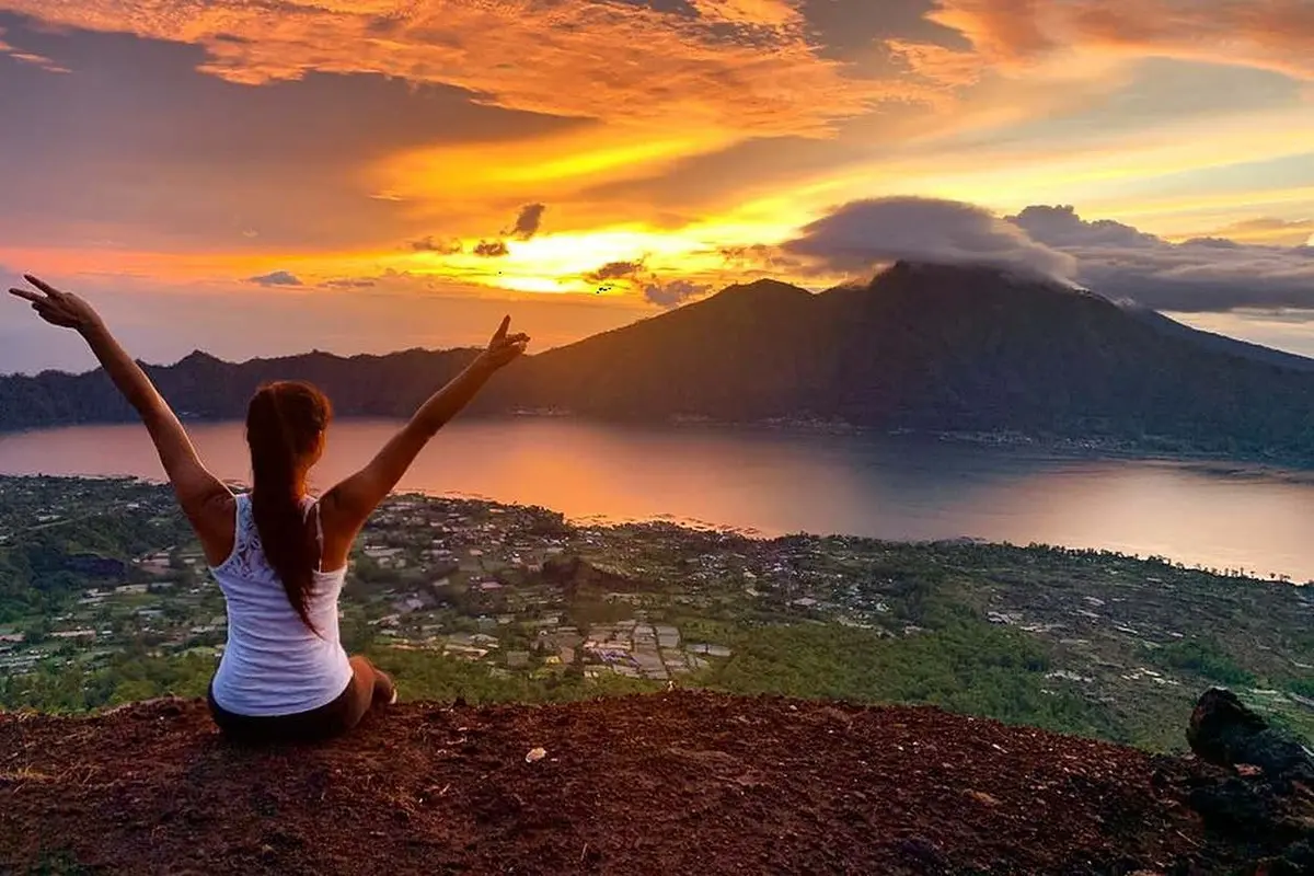 Mount Batur Sunrise Hike + Hot Springs
