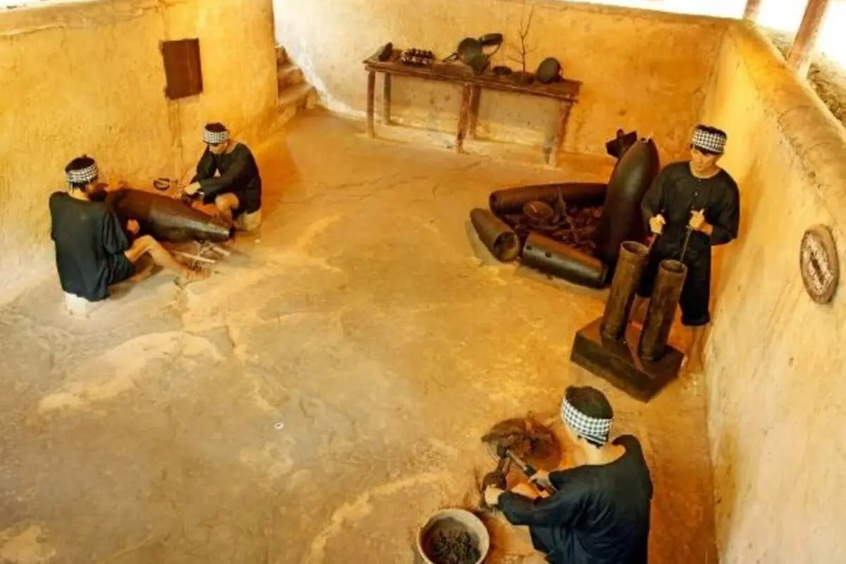 Ho Chi Minh Guided Tour + Cu Chi Tunnels