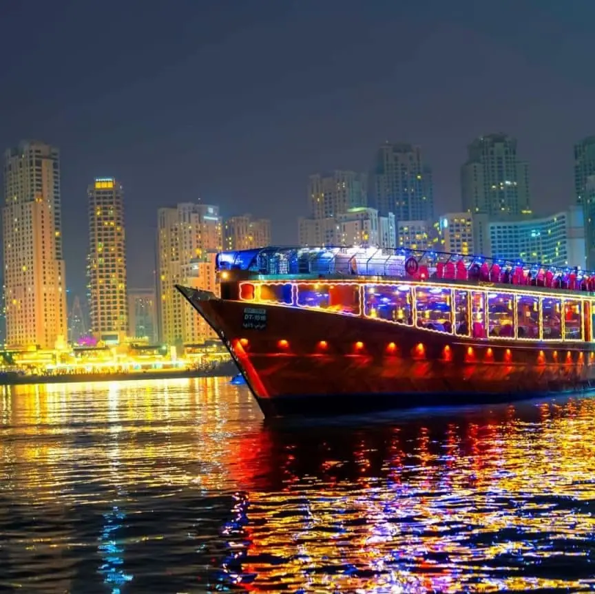 Dinner Dhow Cruise  (zona Creek) - Dubai