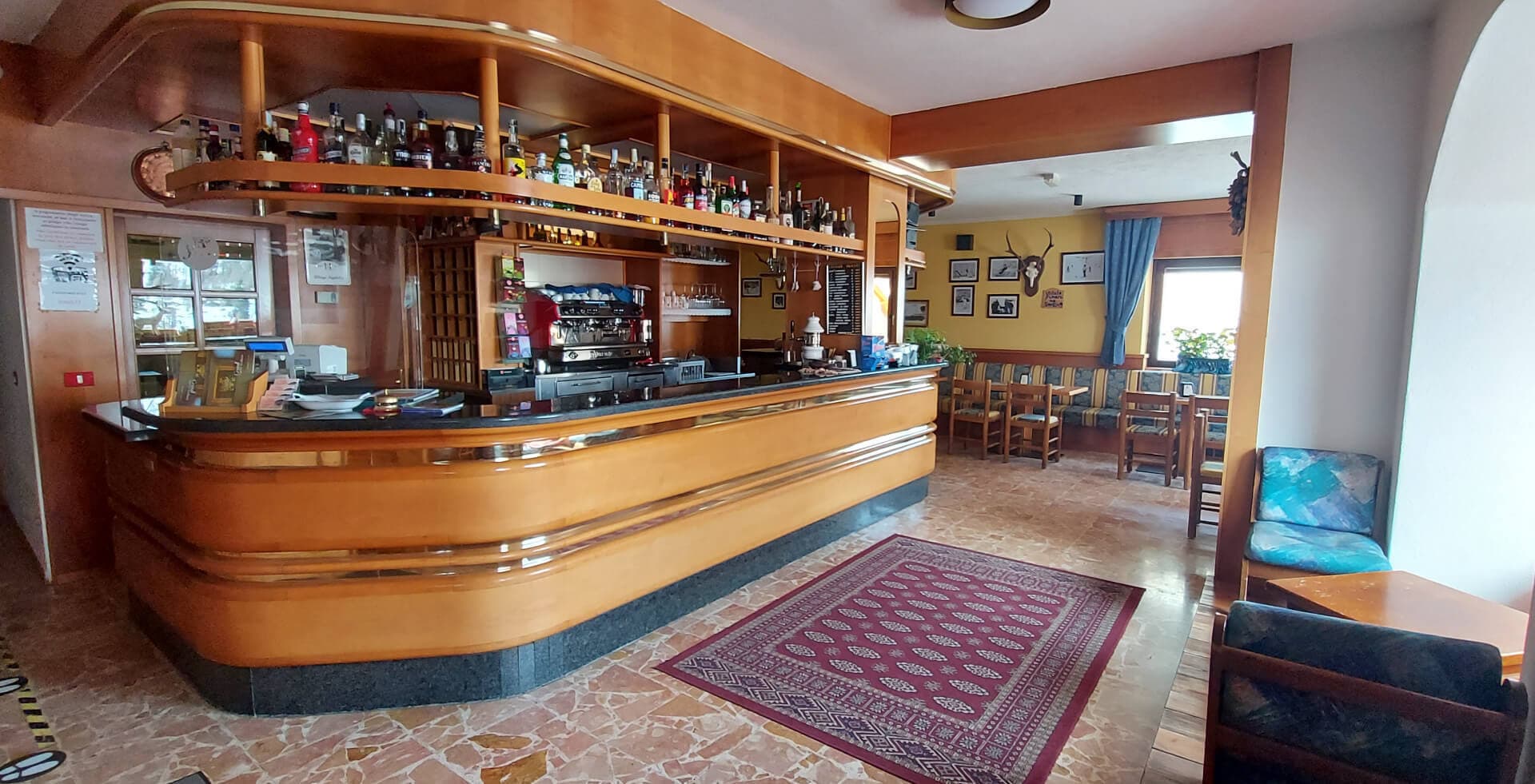 Hotel Negritella, Bar