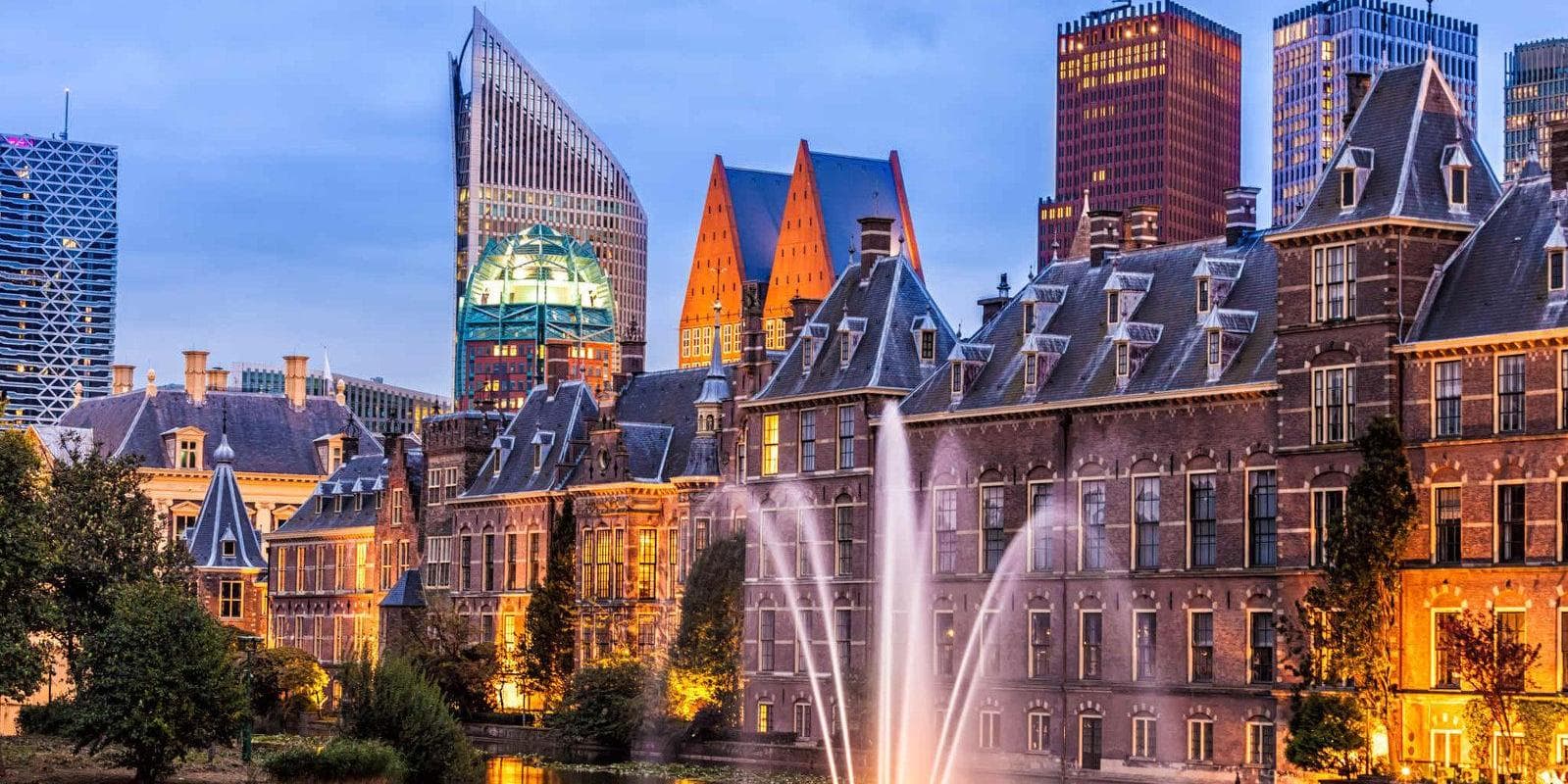 DÍA 04 ÁMSTERDAM – LA HAYA- DELFT – BRUSELAS BUS 257 KM