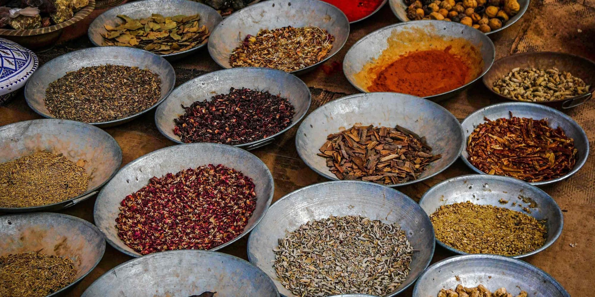 DIA 4: WADI RUM - AREIA VERMELHA E CÉU IMENSO