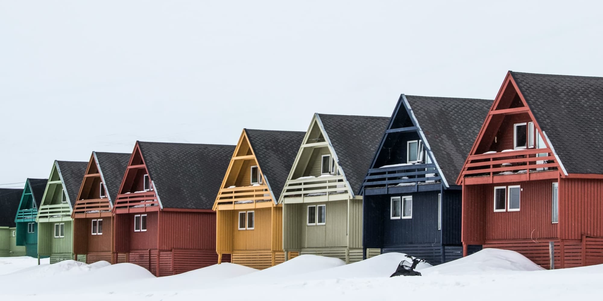 GIORNO 2: VOLO PER LE SVALBARD - SCOPERTA DI LONGYEARBYEN