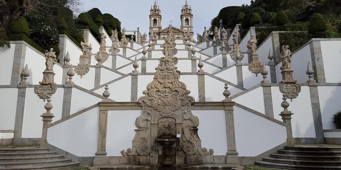 4º Giorno – FATIMA -  TOMAR - BRAGA – GUIMARAES