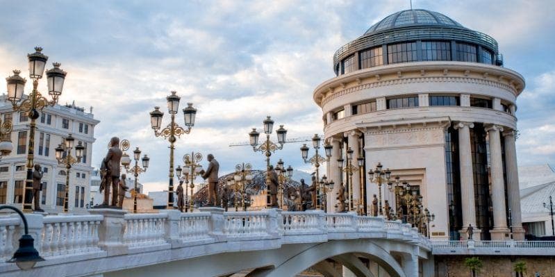 ÜSKÜP – PRİŞTİNE SULTAN MURAD TÜRBESİ – PRİZREN – ÜSKÜP  