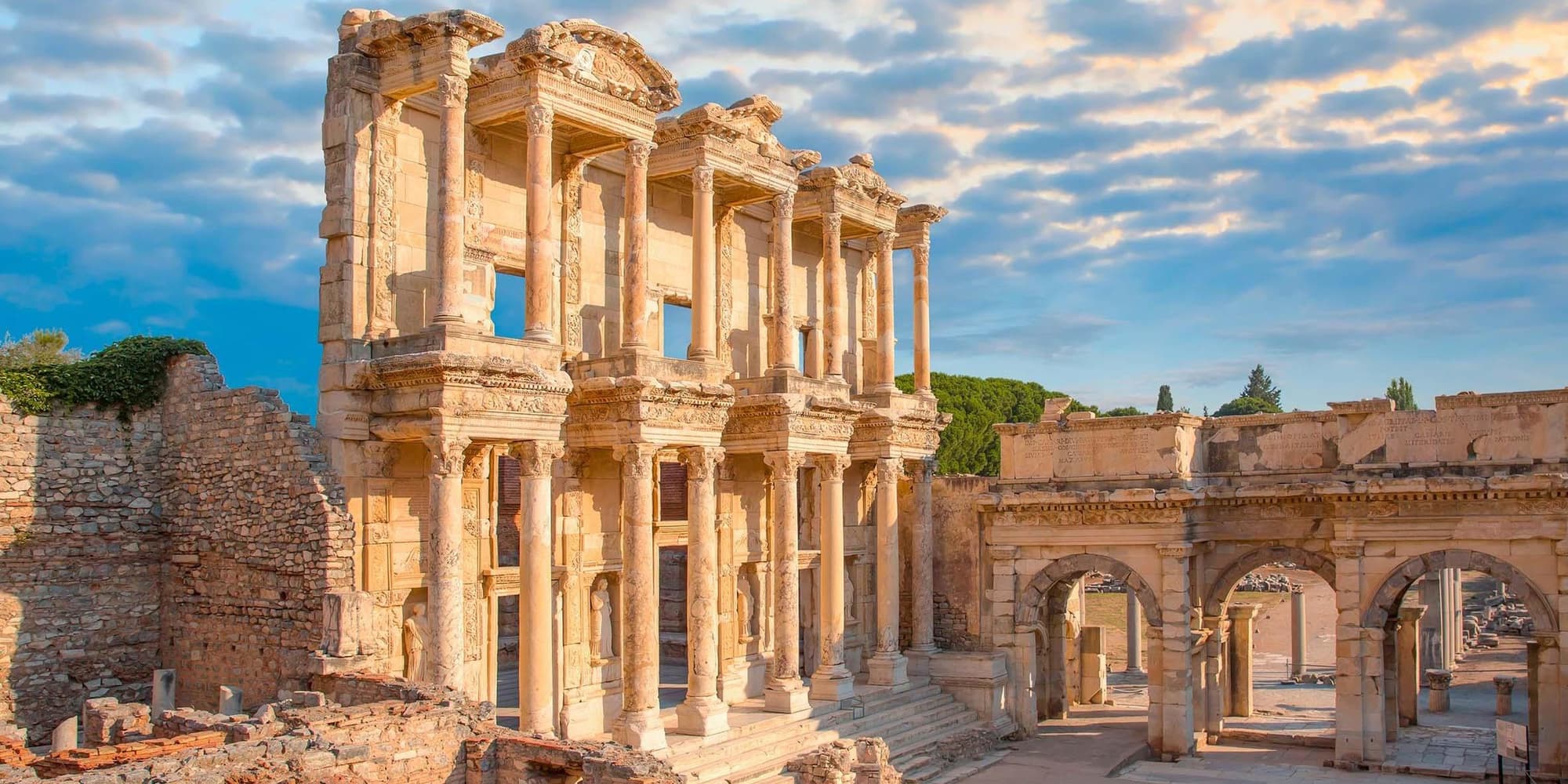 DAY 07 PAMUKKALE - SELCUK - IZMIR/KUSADASI