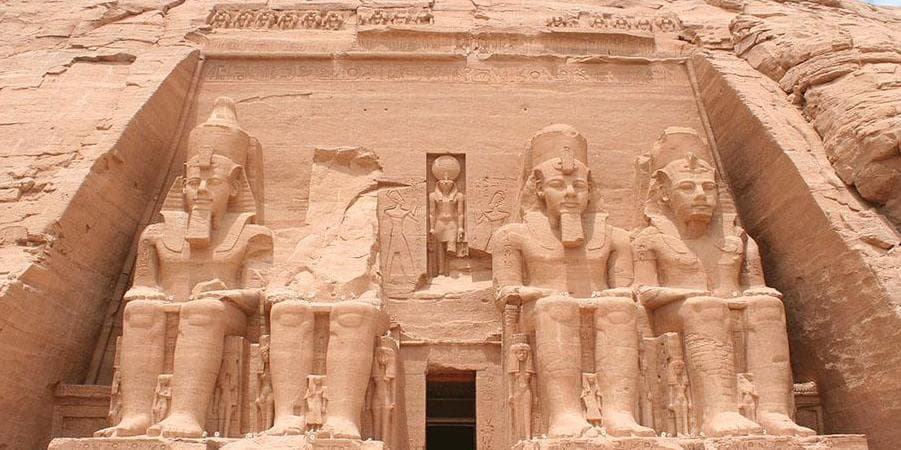 DÍA CRUCERO LUXOR – ESNA - EDFU (D, A, C) 30/12/2025