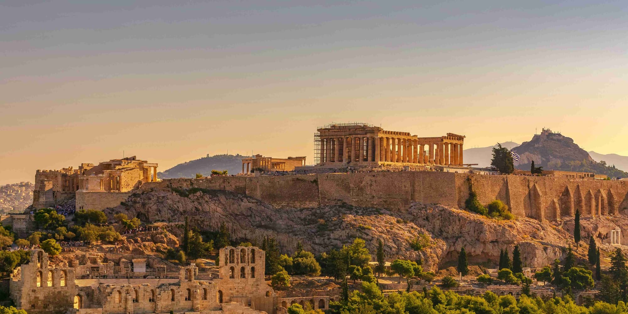 DÍA 03 LUNES: ATENAS – 15 DE SEPTIEMBRE