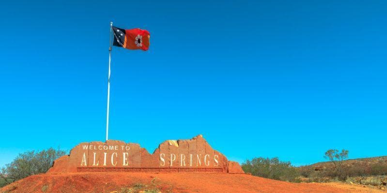 ALICE SPRINGS / ADELAIDE