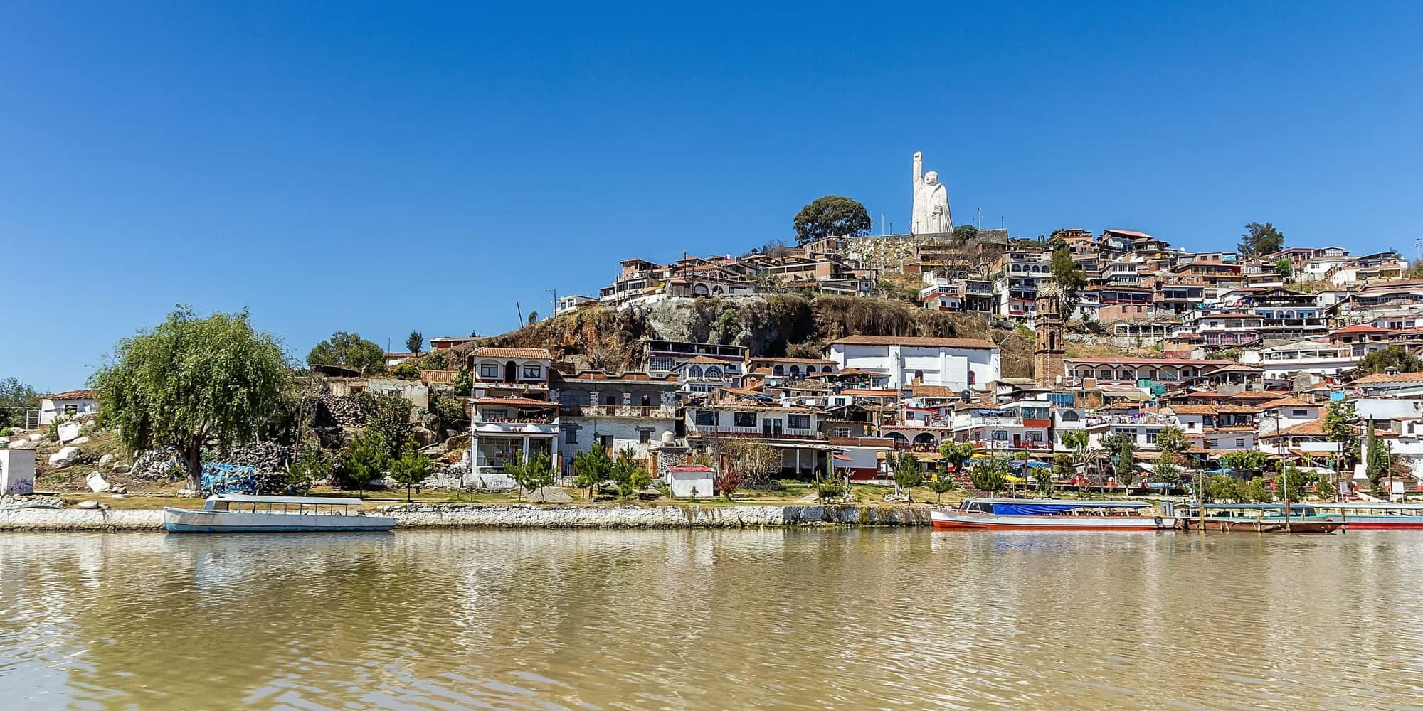 DÍA 06     (MIÉRCOLES)	 GUADALAJARA / PATZCUARO / MORELIA