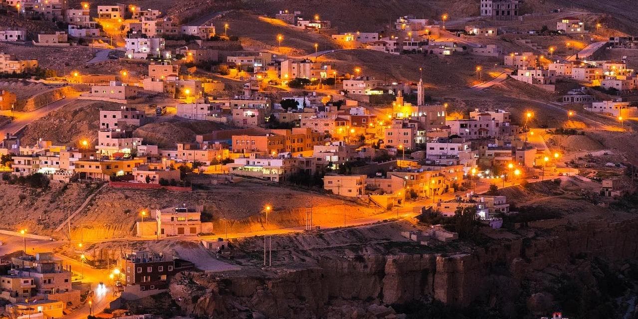 Día 10 | Martes | AMMAN - AEROPUERTO AMMAN