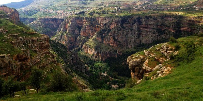 Jour 5 : Cèdres – Qadisha – Becharre – Tripoli – Beyrouth  (Env. 230 Km)